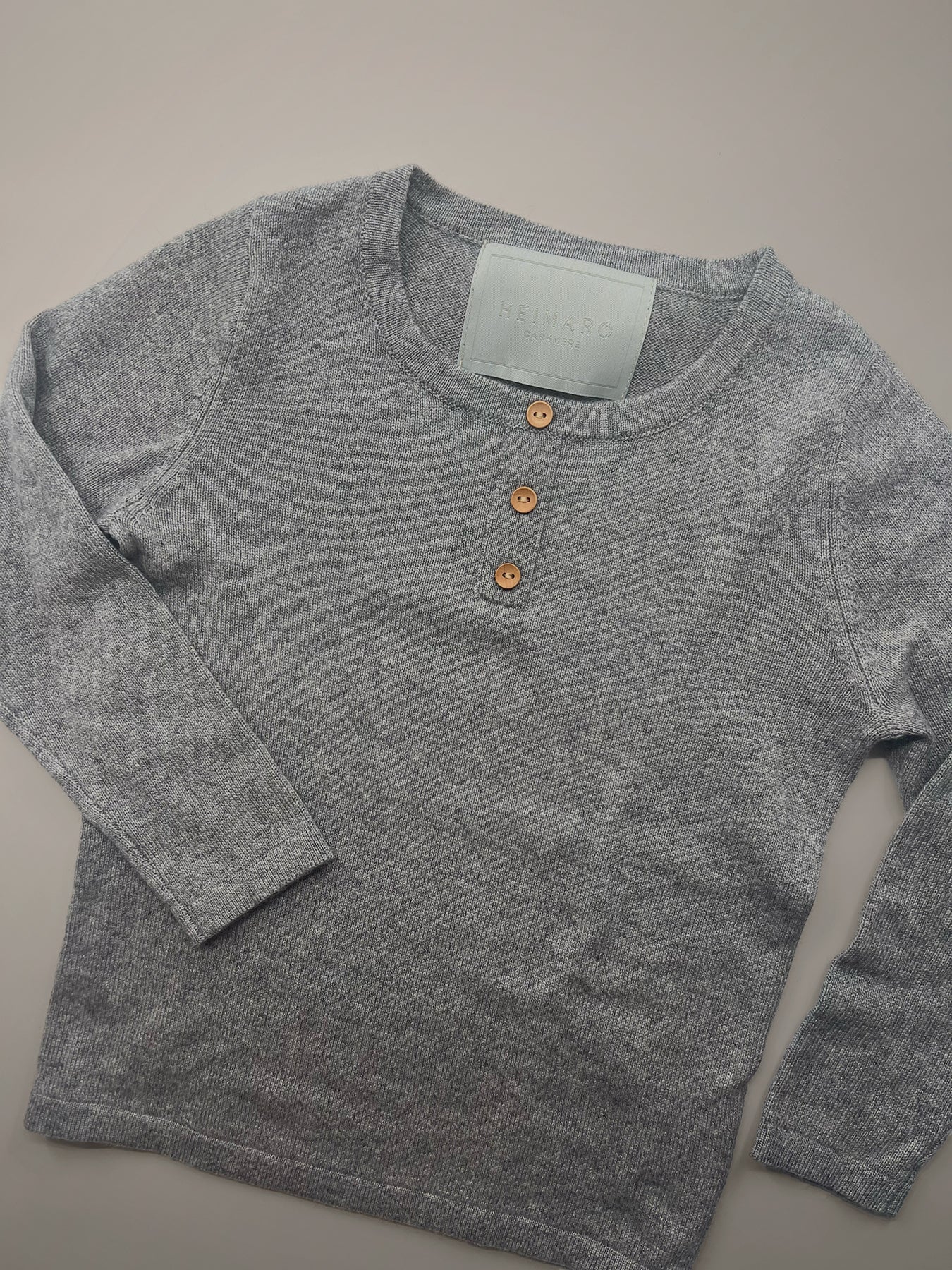 INNIRÓ Cashmere - Barnasett grátt