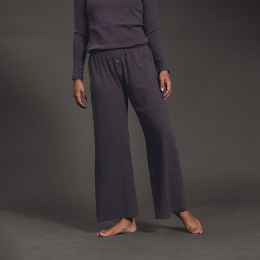 INNIRÓ - konur grábrúnt 2025