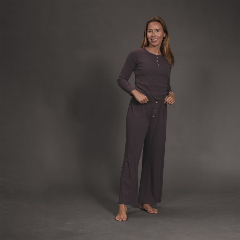 INNIRÓ - konur grábrúnt 2025