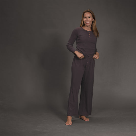 INNIRÓ - konur grábrúnt 2025